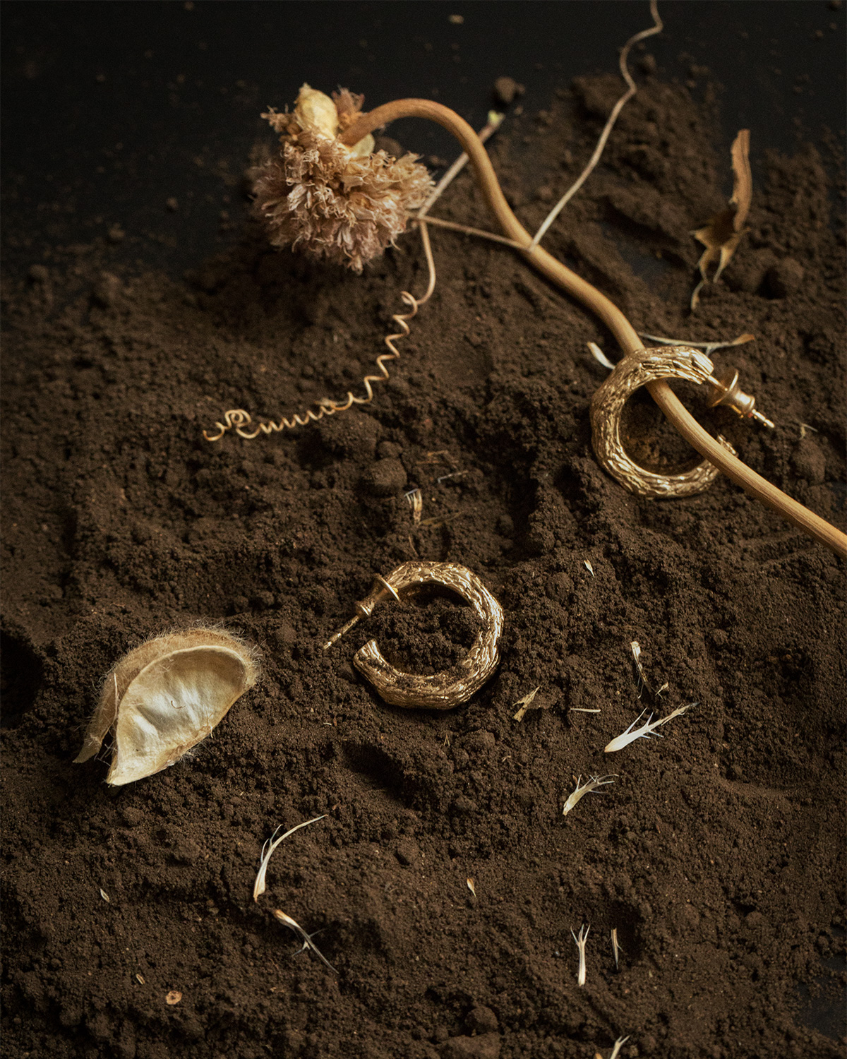 Tree Hoop Earrings 詳細画像