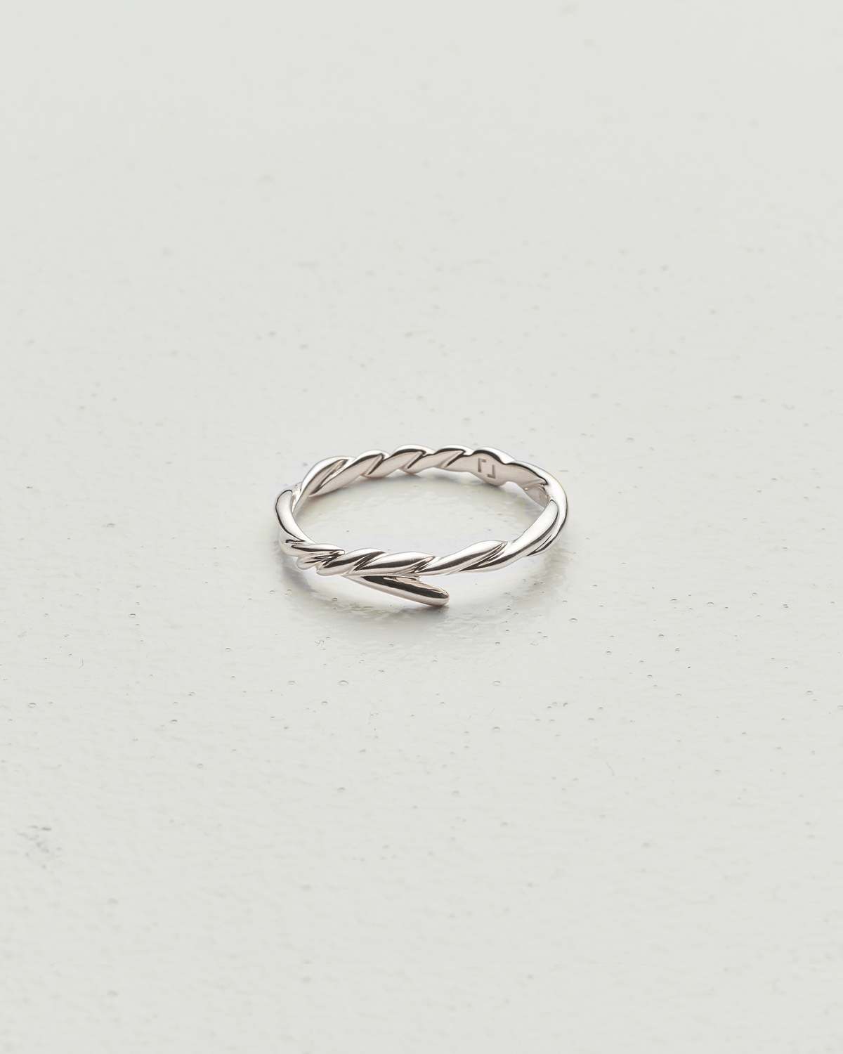 Fine Roots Ring